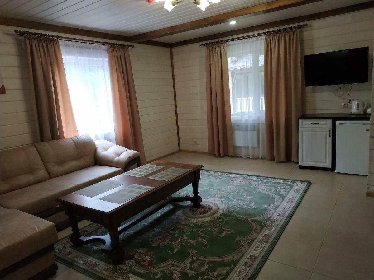 Еліт Версаль Vila Khmil'nyk Exterior foto